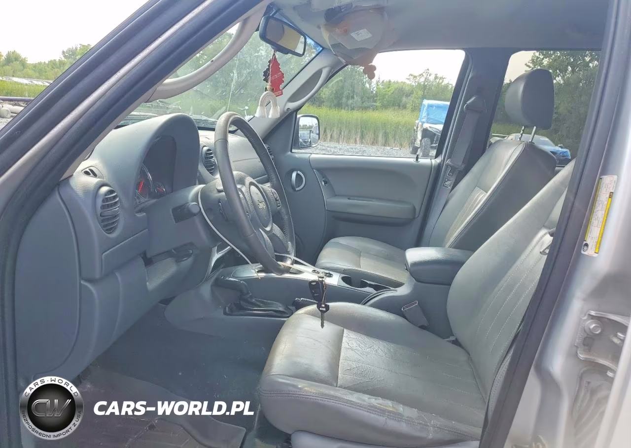 2007 Jeep Liberty Limited VIN:1J4GL58K77W671109 - 7