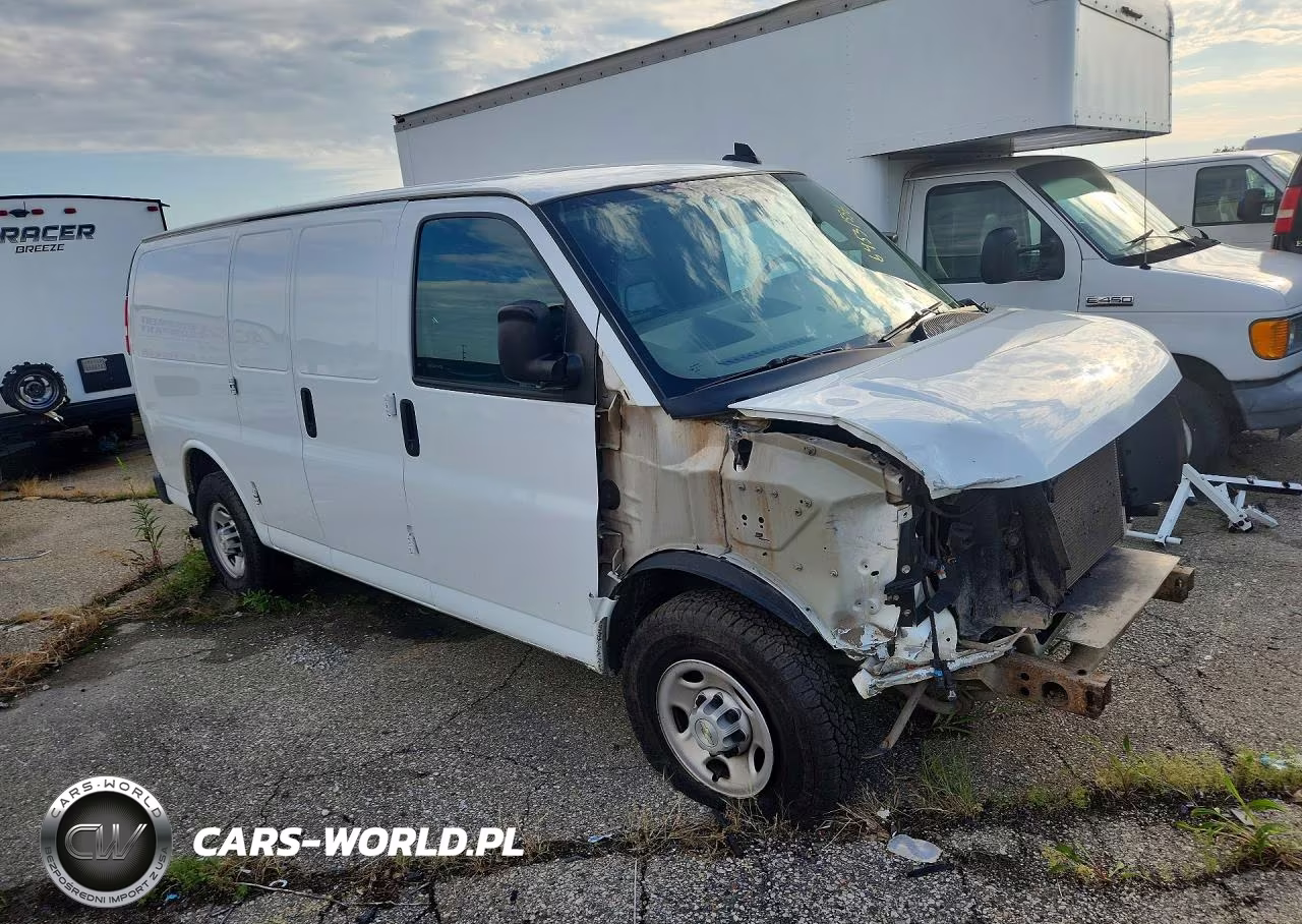 2020 Chevrolet Express 2500 Cargo Delivery Van VIN:1GCWGAFP1L1229219 - 4