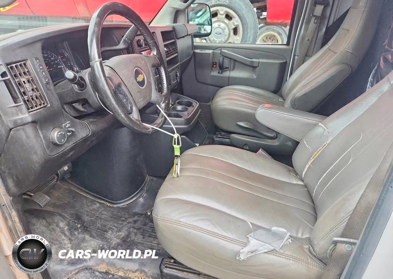 2020 Chevrolet Express 2500 Cargo Delivery Van VIN:1GCWGAFP1L1229219 - 7