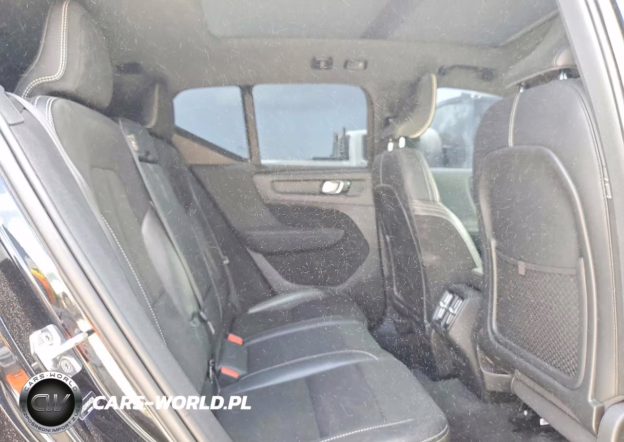 2021 Volvo Xc40 T5 R-Design VIN:YV4162UM8M2405316 - 11