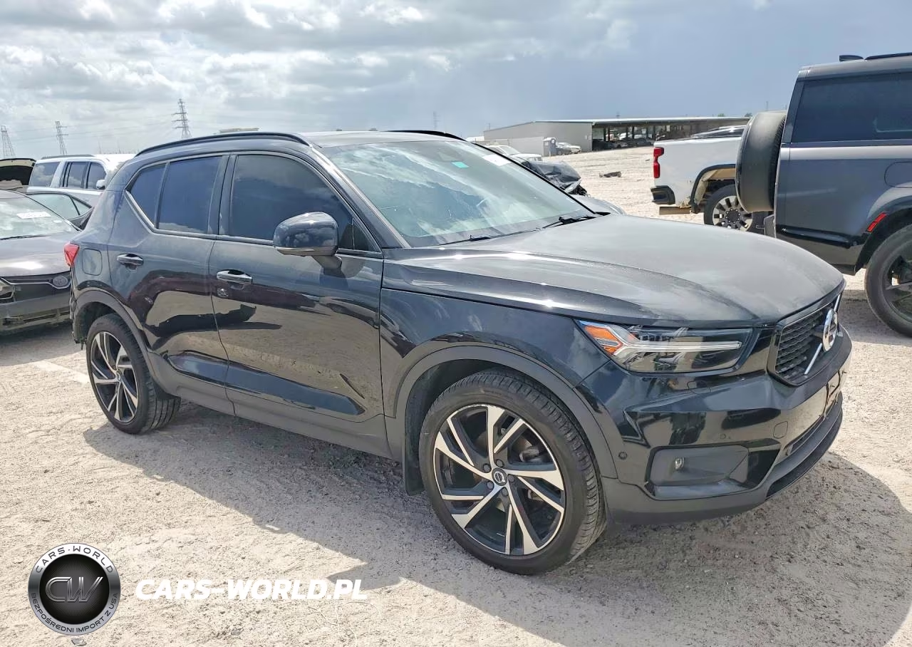 2021 Volvo Xc40 T5 R-Design VIN:YV4162UM8M2405316 - 4