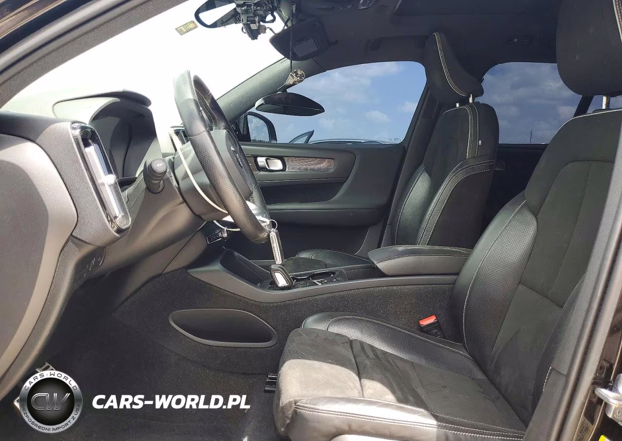 2021 Volvo Xc40 T5 R-Design VIN:YV4162UM8M2405316 - 7