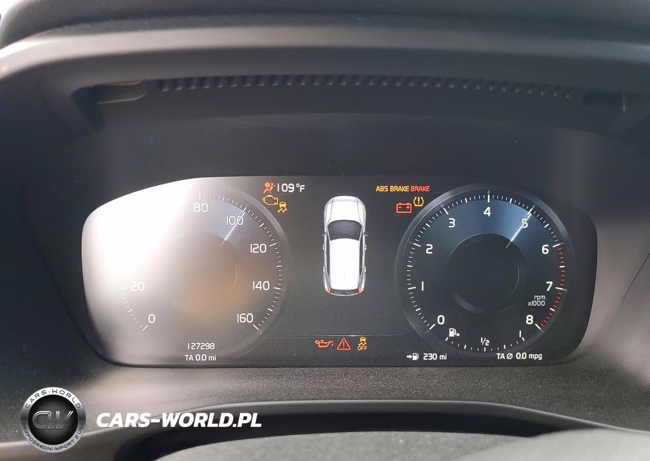 2021 Volvo Xc40 T5 R-Design VIN:YV4162UM8M2405316 - 9