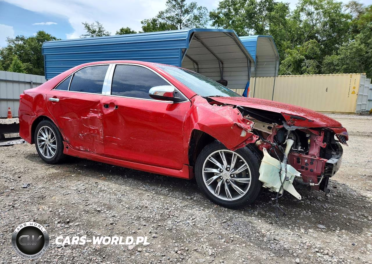 2013 Toyota Camry Se VIN:4T1BF1FK6DU714358 - 4