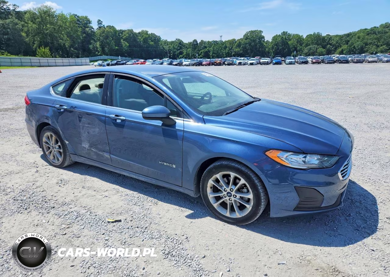 2019 Ford Fusion Se VIN:3FA6P0LU3KR113244 - 4