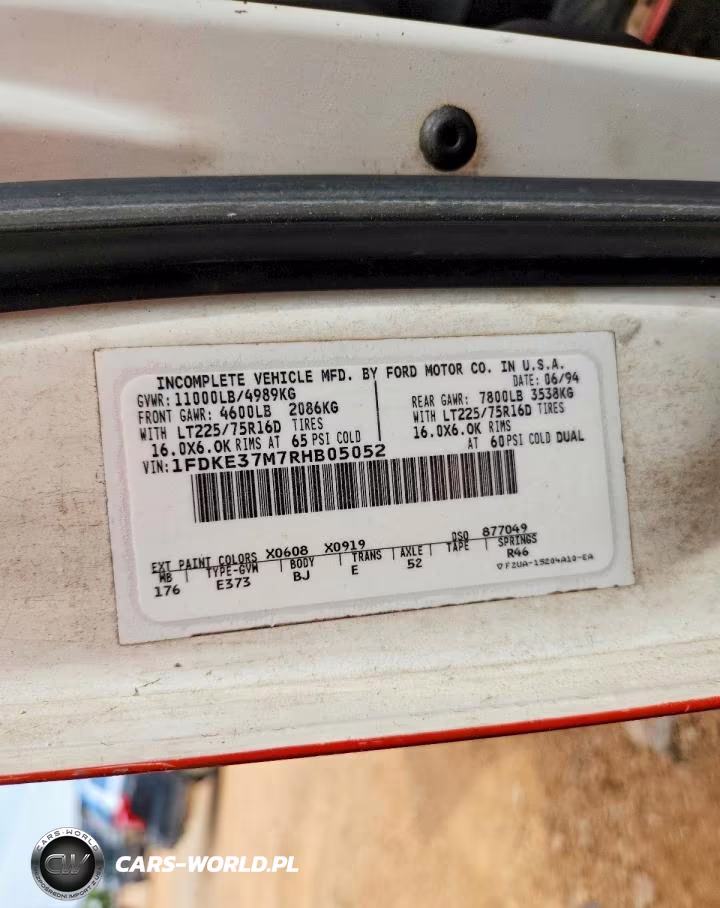 2009 Ford Econoline E450 Super Duty Cutaway Van VIN:1FDKE37M7RHB05052 - 12