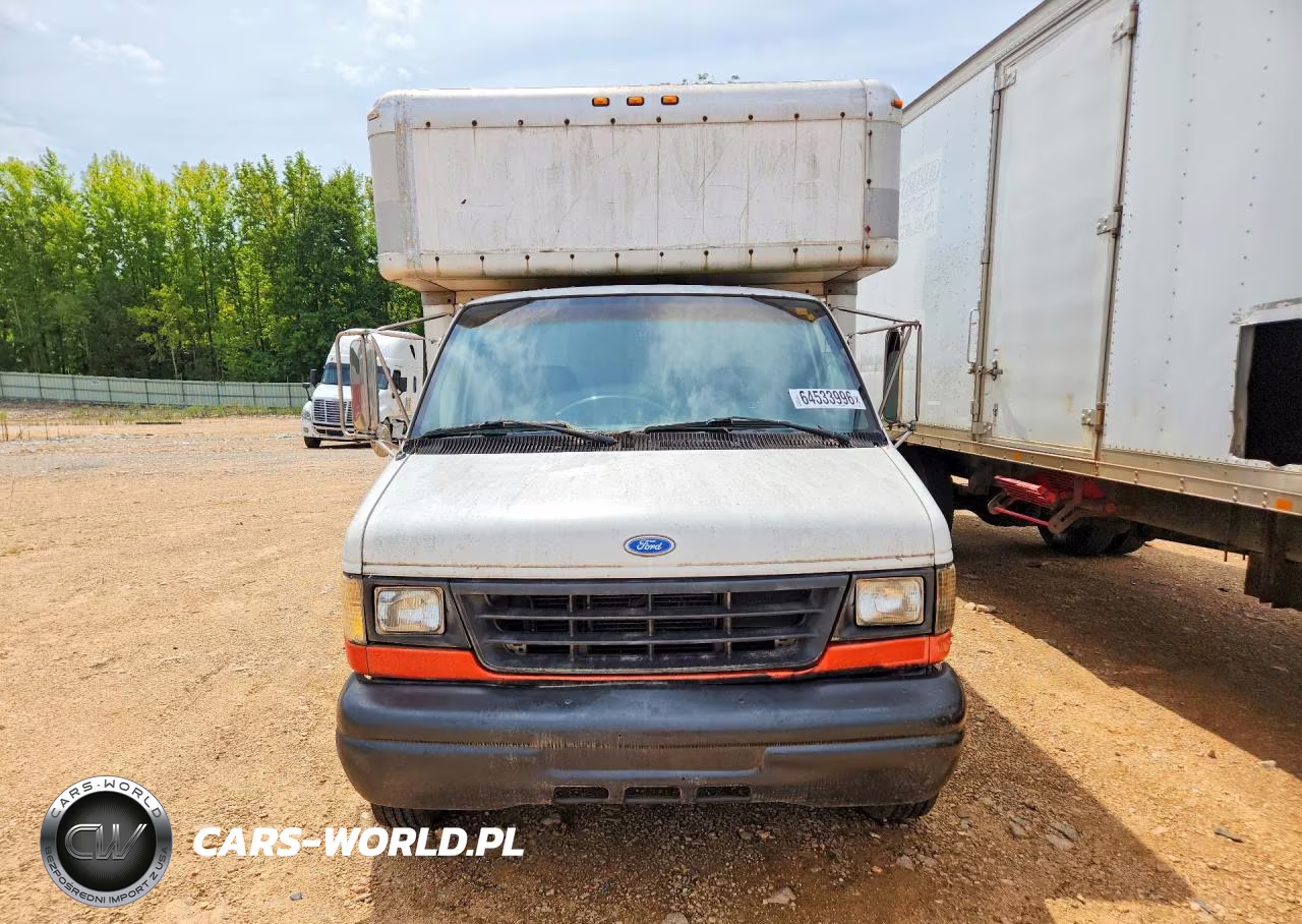 2009 Ford Econoline E450 Super Duty Cutaway Van VIN:1FDKE37M7RHB05052 - 5