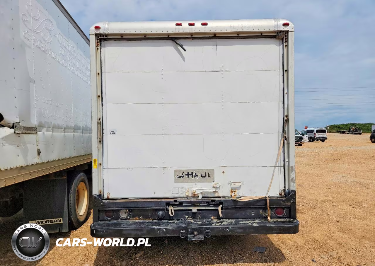 2009 Ford Econoline E450 Super Duty Cutaway Van VIN:1FDKE37M7RHB05052 - 6