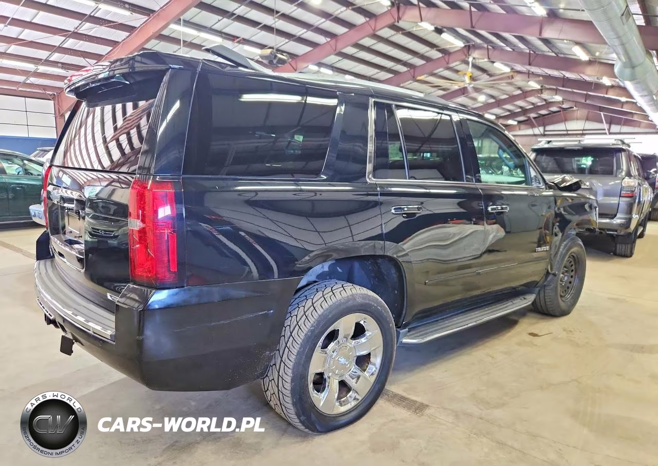 2017 Chevrolet Tahoe K1500 Premier VIN:1GNSKCKC9HR285968 - 3