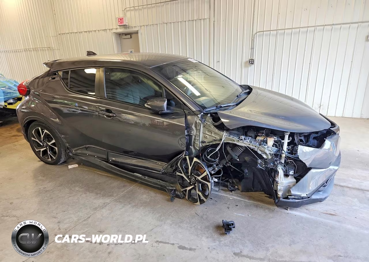 2019 Toyota C-Hr Xle VIN:NMTKHMBX4KR079920 - 4