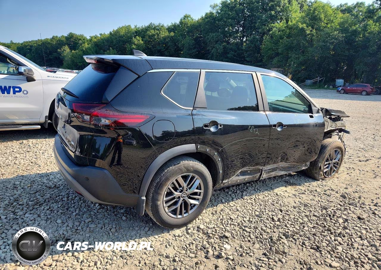 2023 Nissan Rogue S VIN:5N1BT3ABXPC876824 - 3