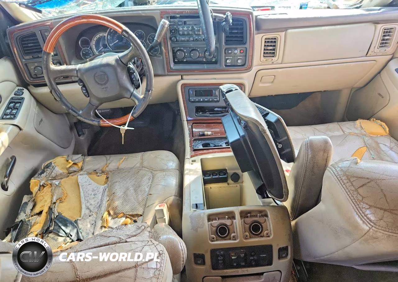 2002 Cadillac Escalade Luxury VIN:1GYEC63TX2R148493 - 8