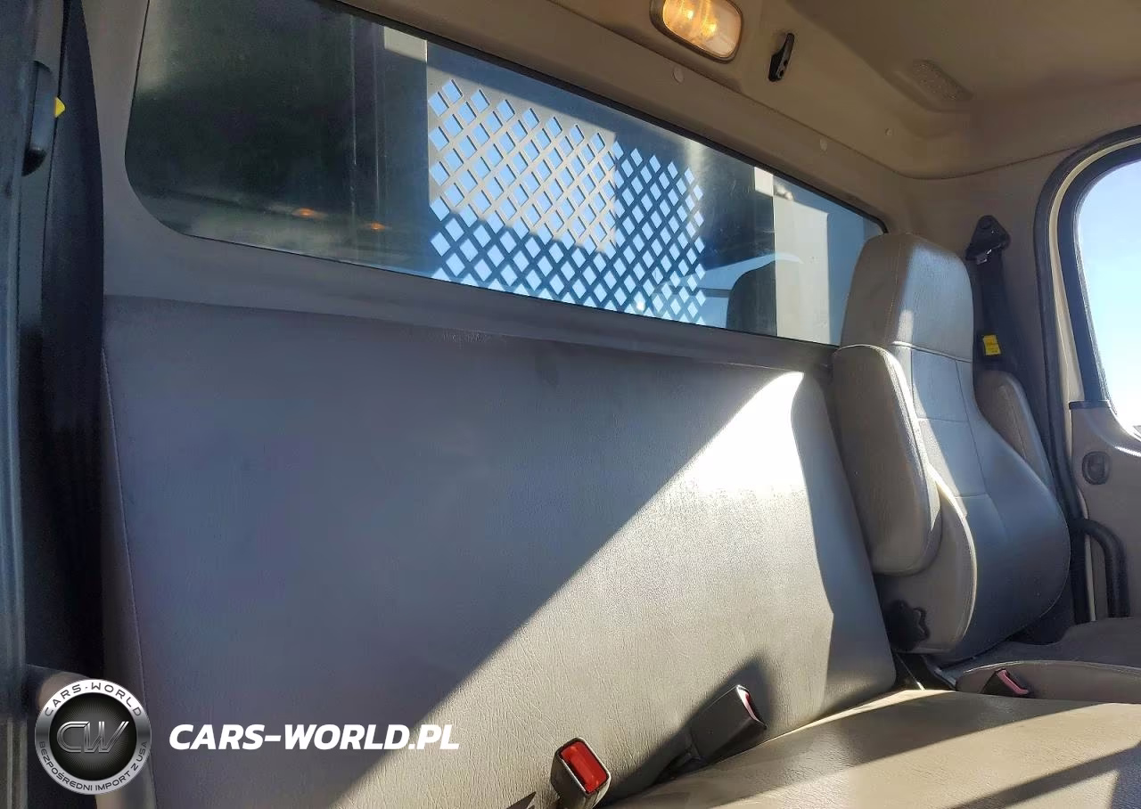 2018 Freightliner M2 106 Medium Duty VIN:3ALACWFC9JDJR9725 - 10