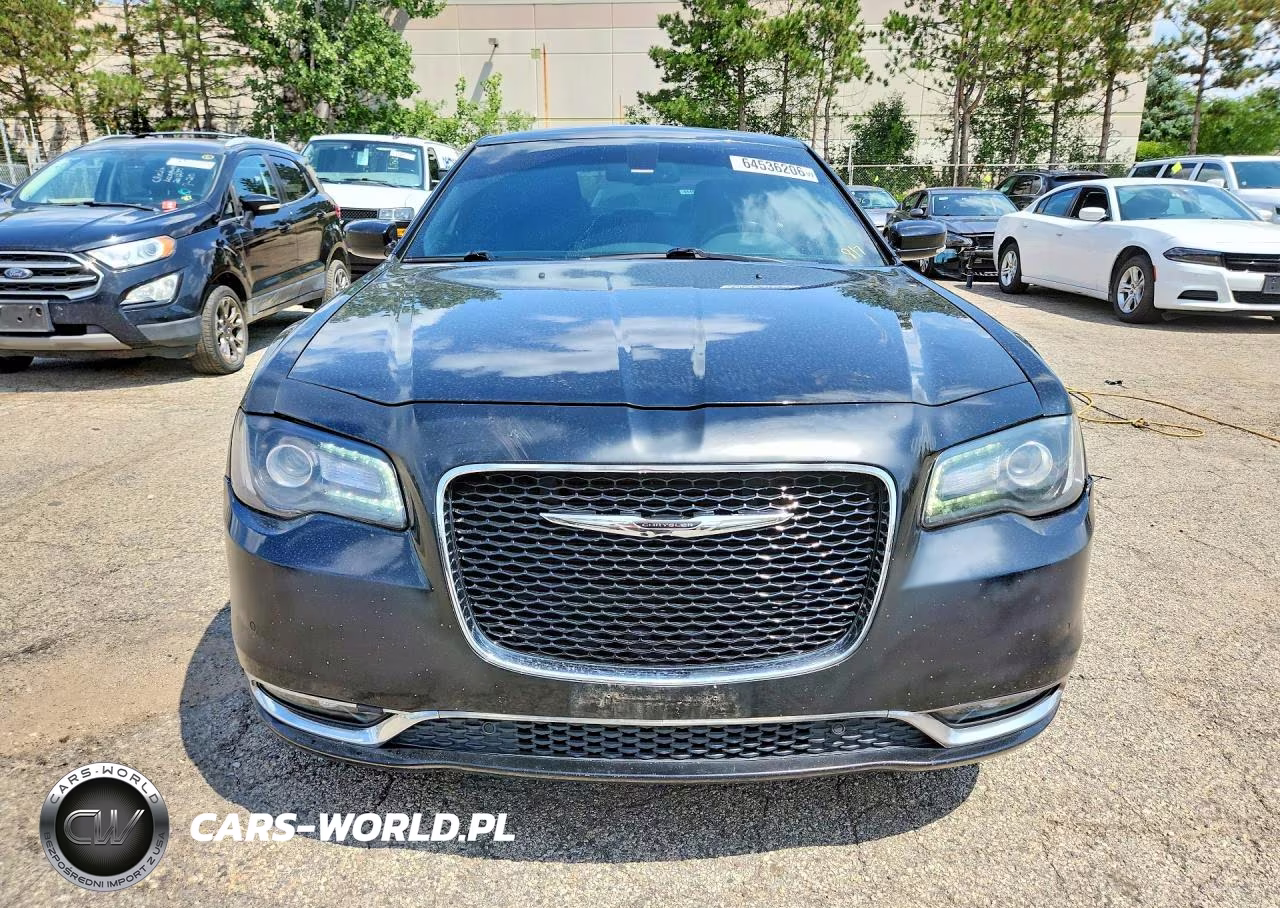 2016 Chrysler 300 S VIN:2C3CCAGG0GH248823 - 5