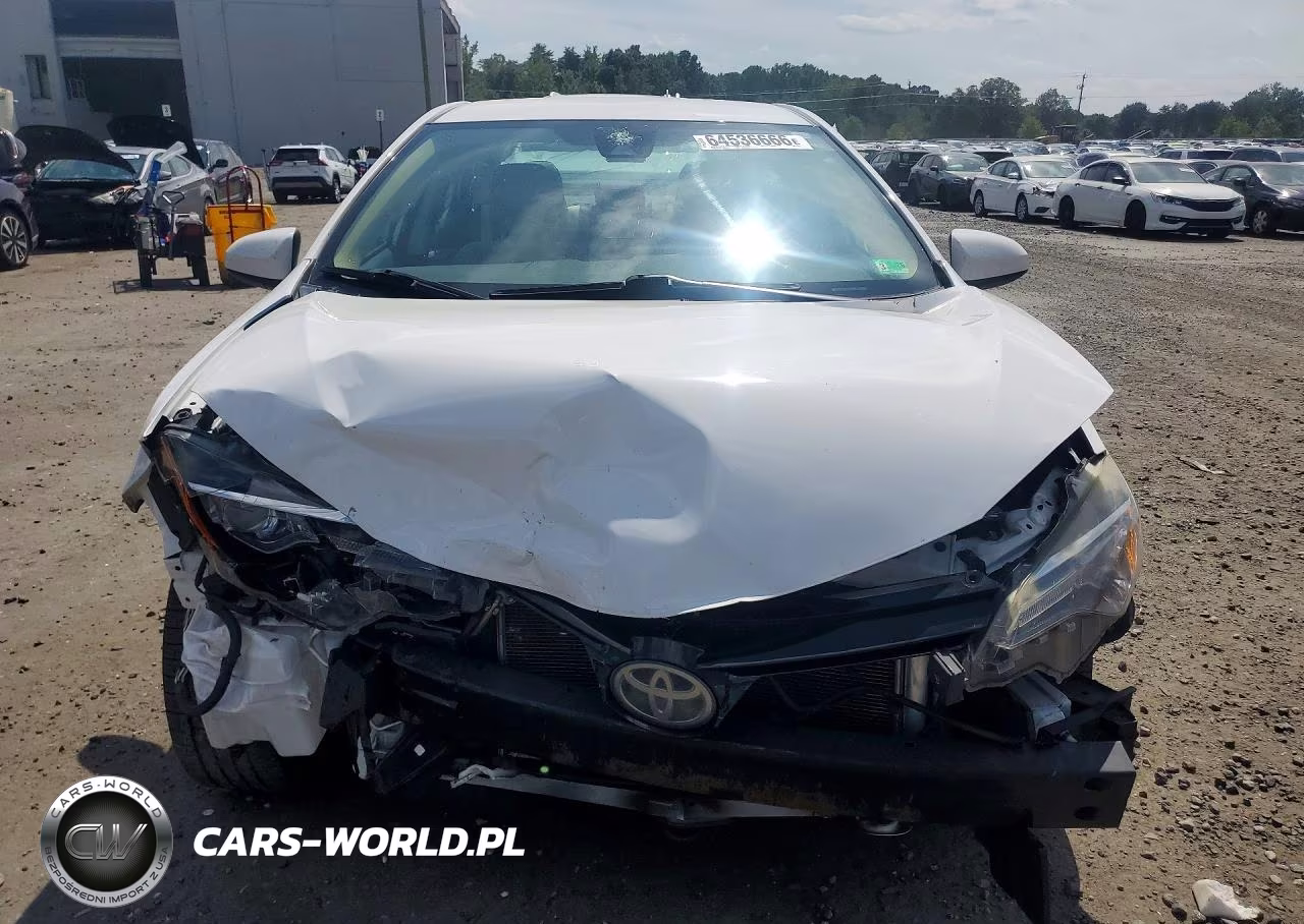2017 Toyota Corolla Le VIN:2T1BURHE0HC876327 - 5