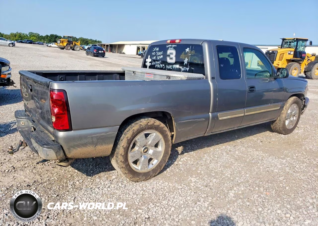 2006 Chevrolet Silverado C1500 VIN:1GCEC19V46Z148397 - 3