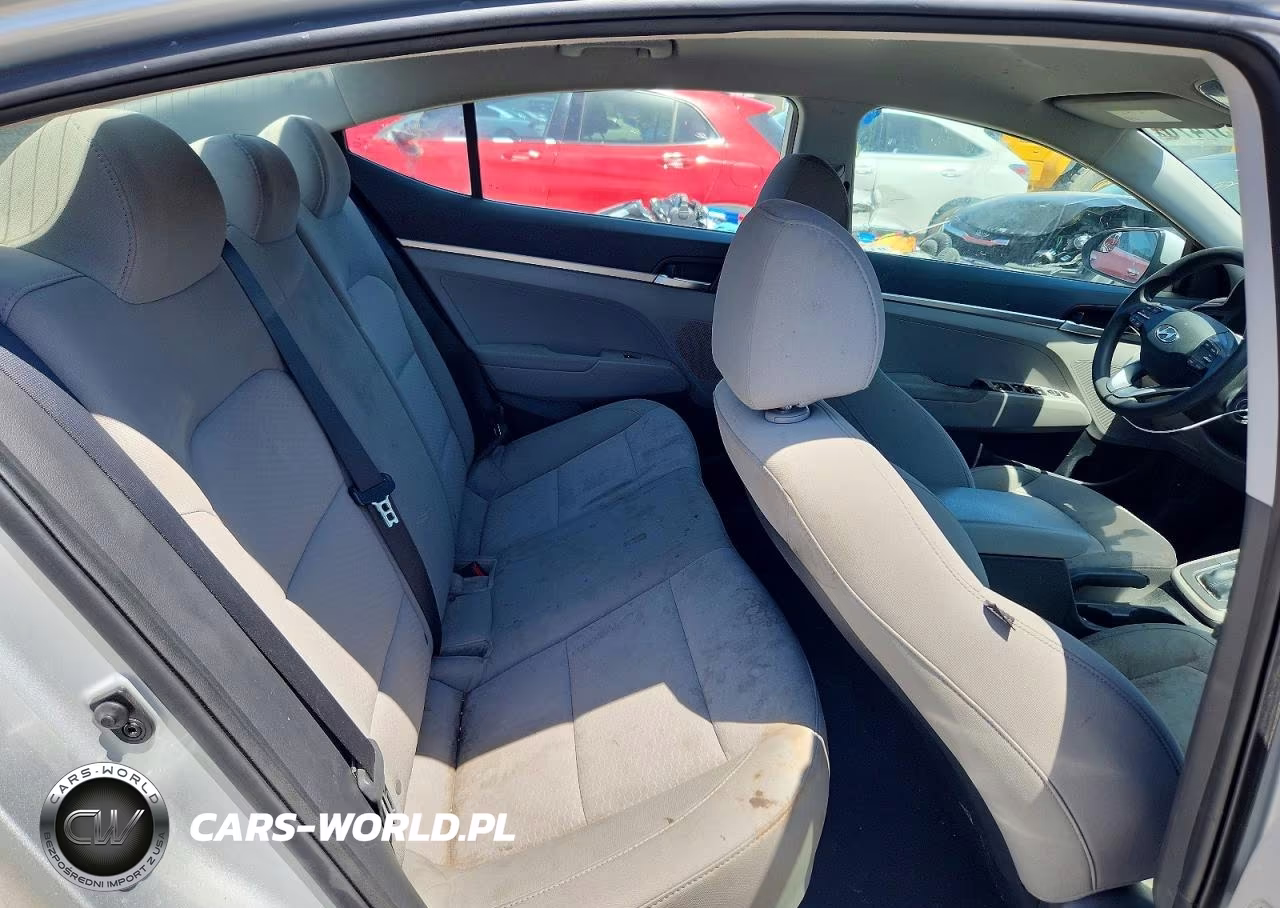 2019 Hyundai Elantra Se VIN:5NPD74LF6KH487604 - 10