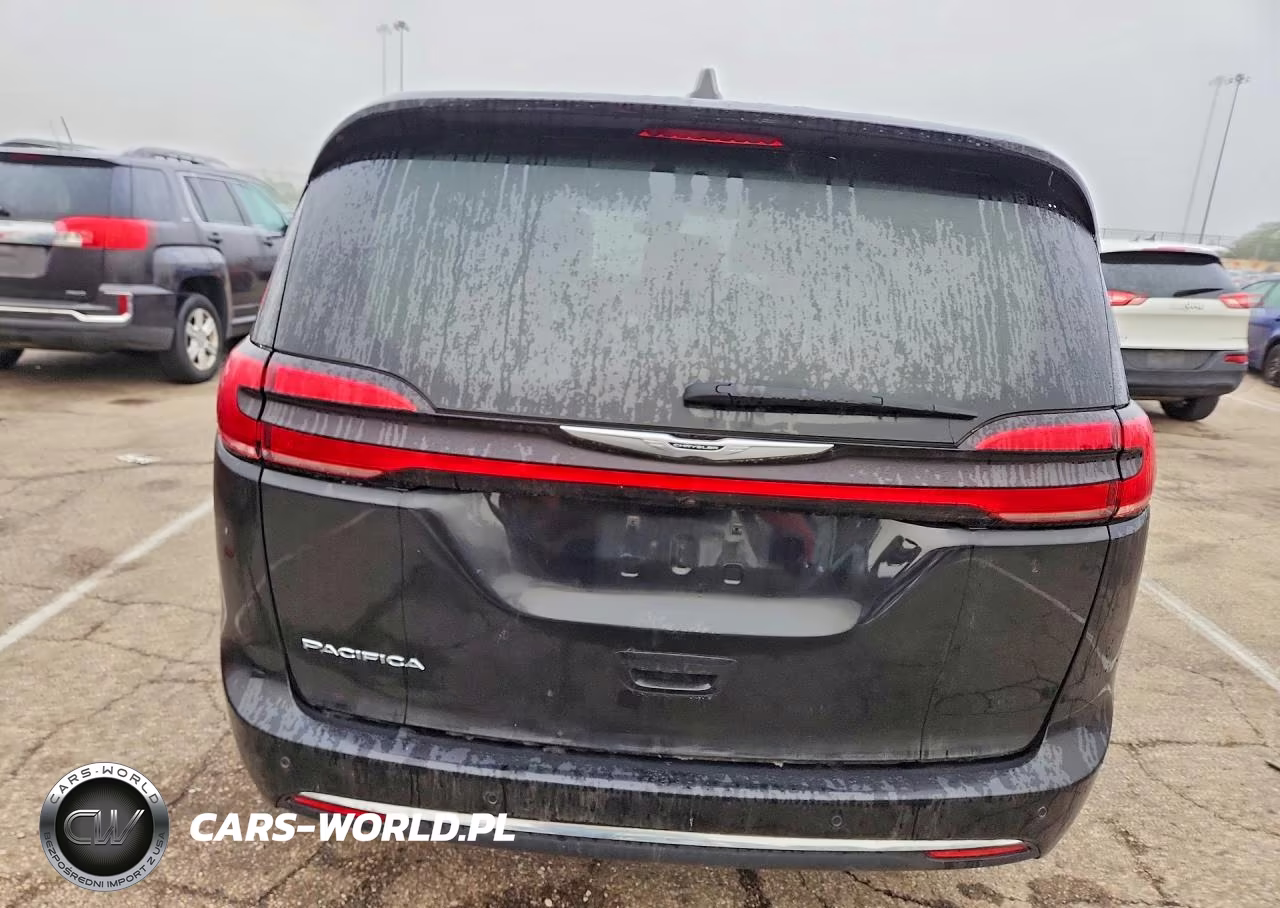 2024 Chrysler Pacifica Touring L VIN:2C4RC1BG5RR136674 - 6