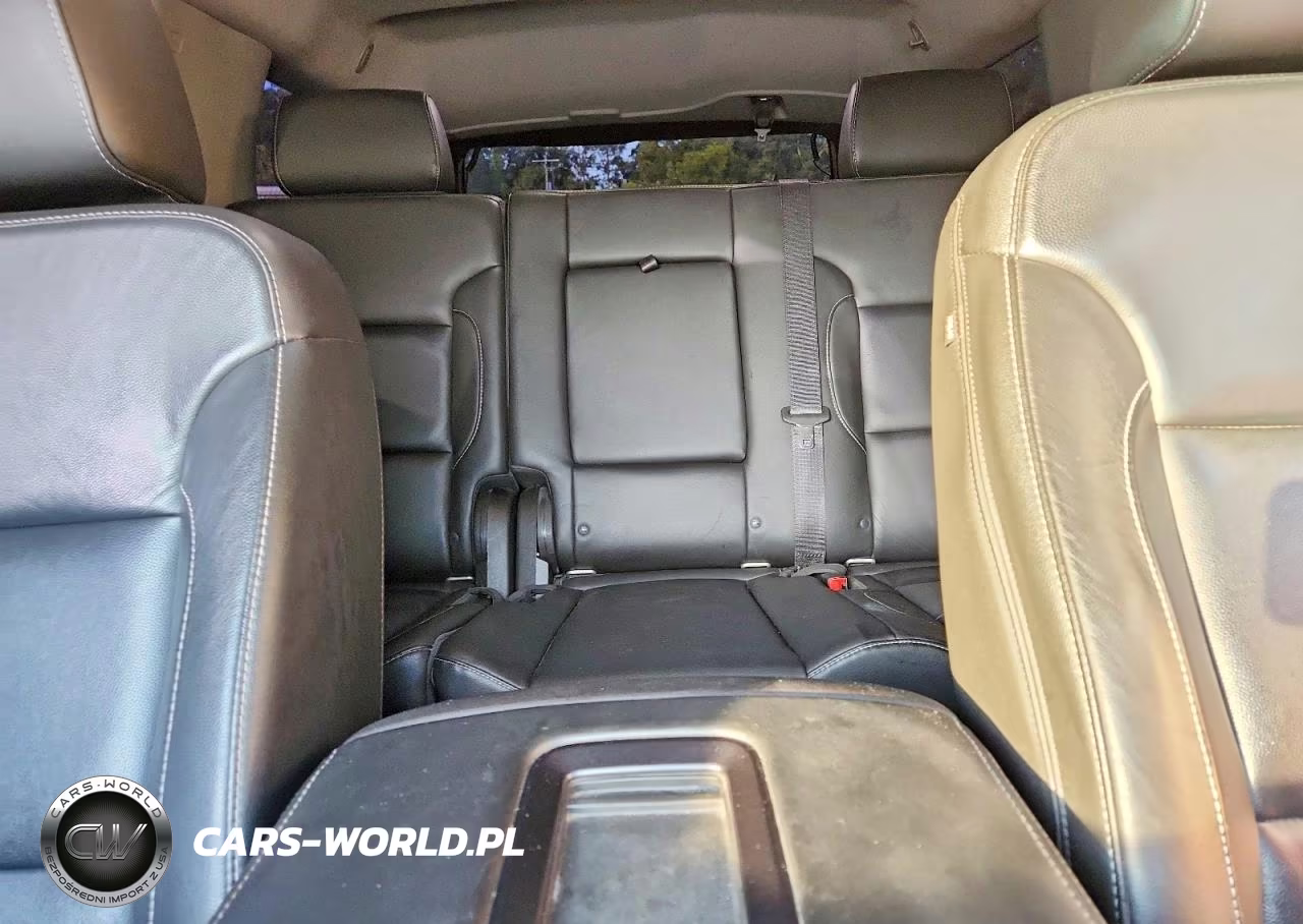 2019 Chevrolet Tahoe K1500 Lt VIN:1GNSKBKC7KR160257 - 10