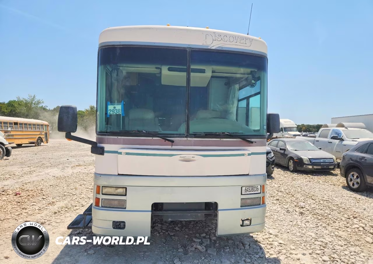 2000 Fleetwood Discovery Rv VIN:4UZ6XFBA2YCG67224 - 2