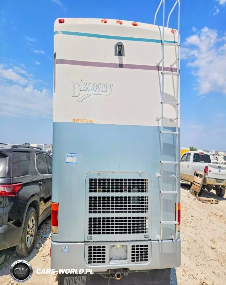 2000 Fleetwood Discovery Rv VIN:4UZ6XFBA2YCG67224 - 6