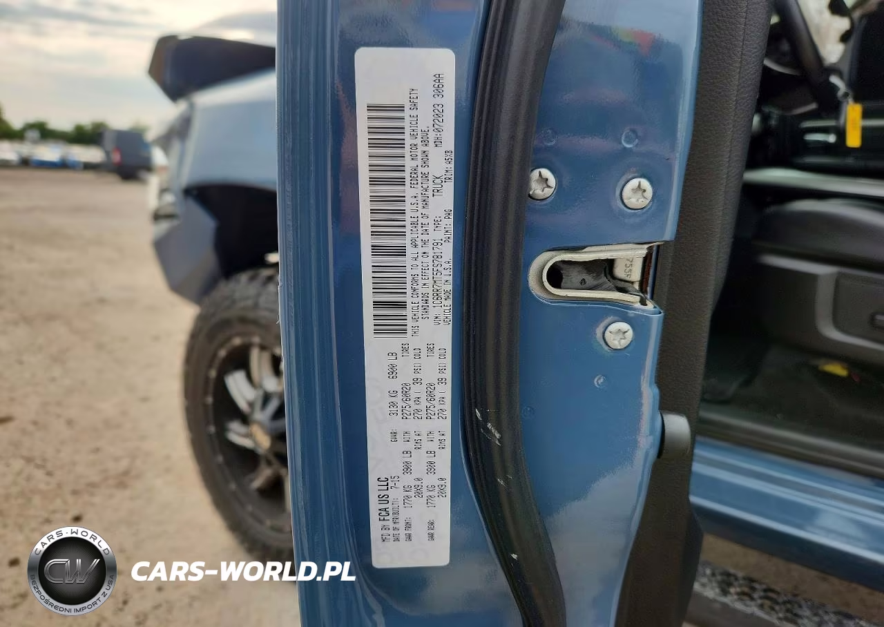 2015 Ram 1500 Sport VIN:1C6RR7MT5FS781791 - 13