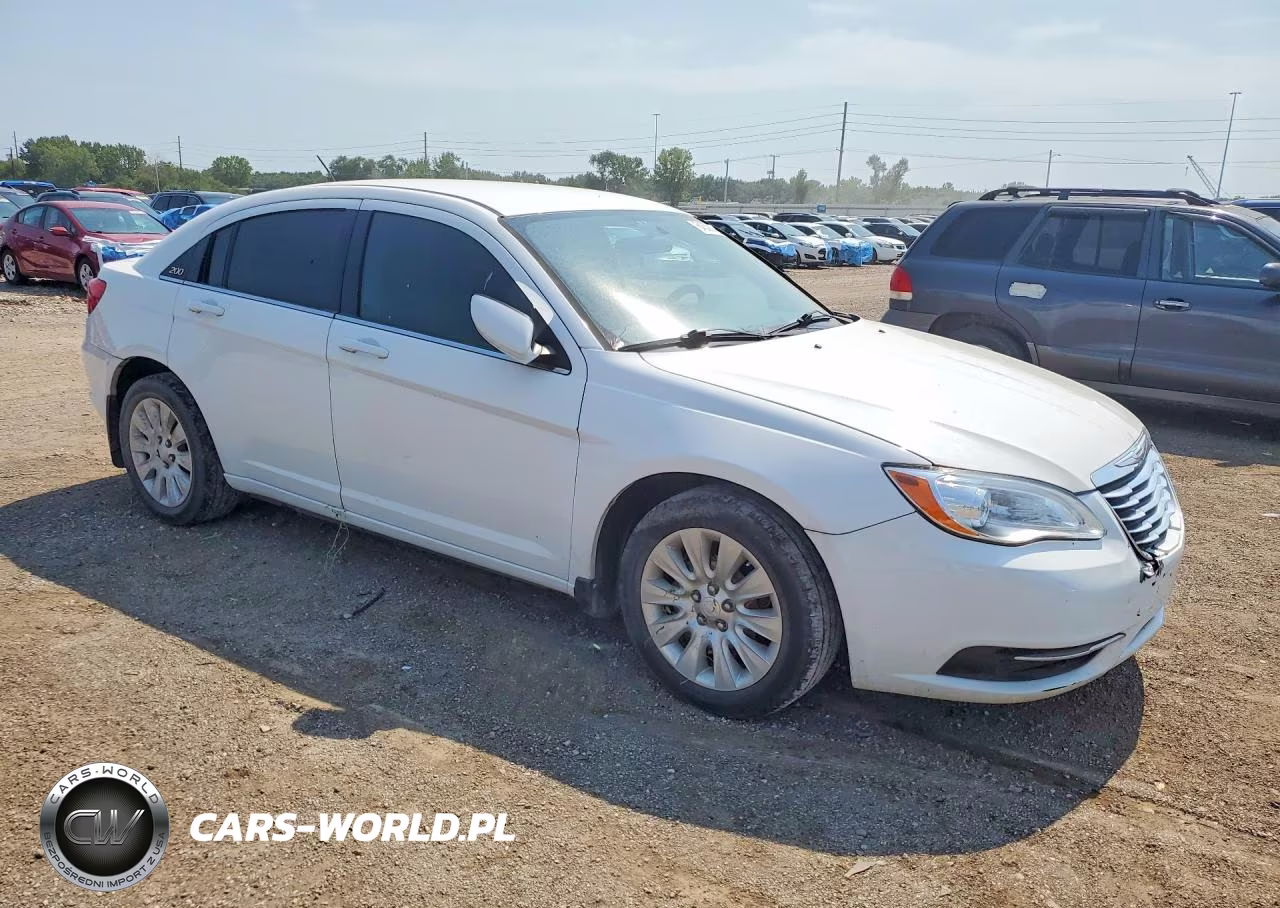 2011 Chrysler 200 Lx VIN:1C3BC4FB2BN560449 - 4