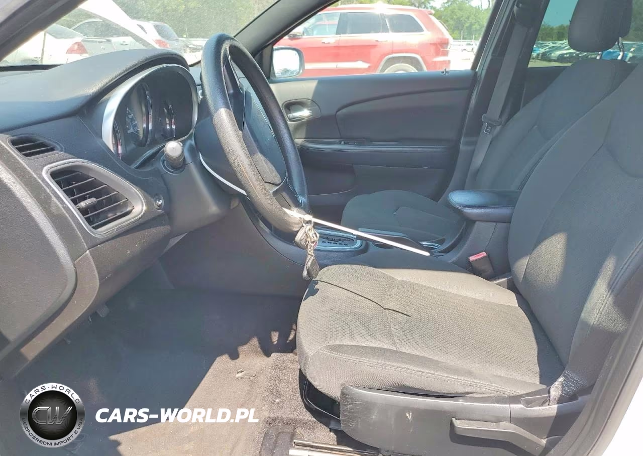 2011 Chrysler 200 Lx VIN:1C3BC4FB2BN560449 - 7
