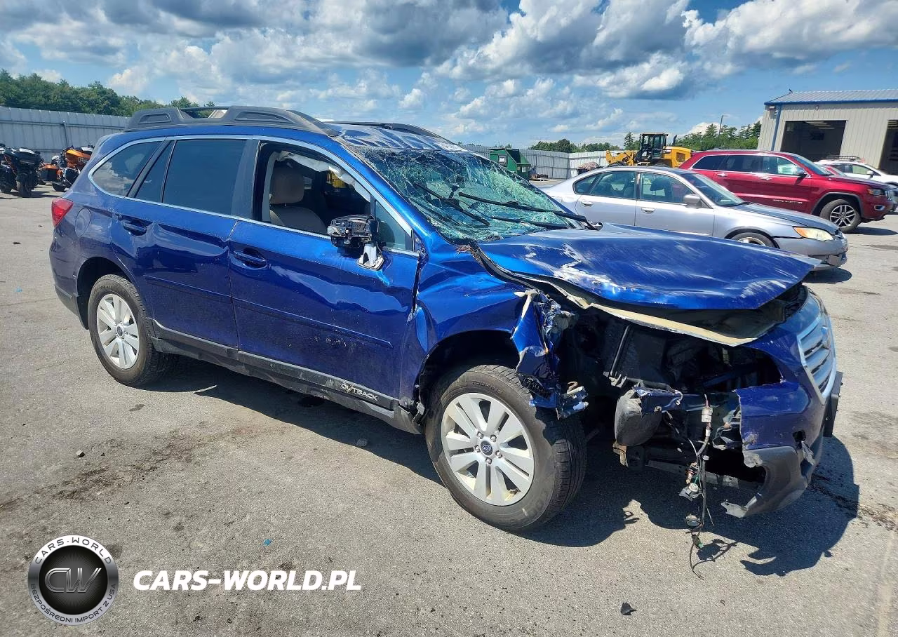 2016 Subaru Outback 2.5I Premium VIN:4S4BSAFC1G3301200 - 4
