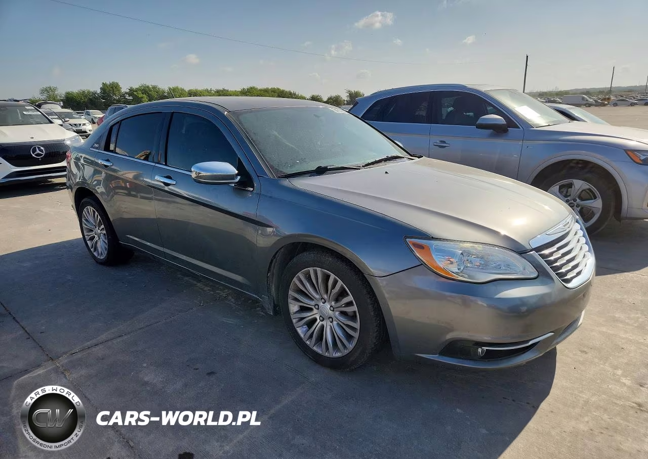 2012 Chrysler 200 Limited VIN:1C3CCBCG3CN242222 - 4