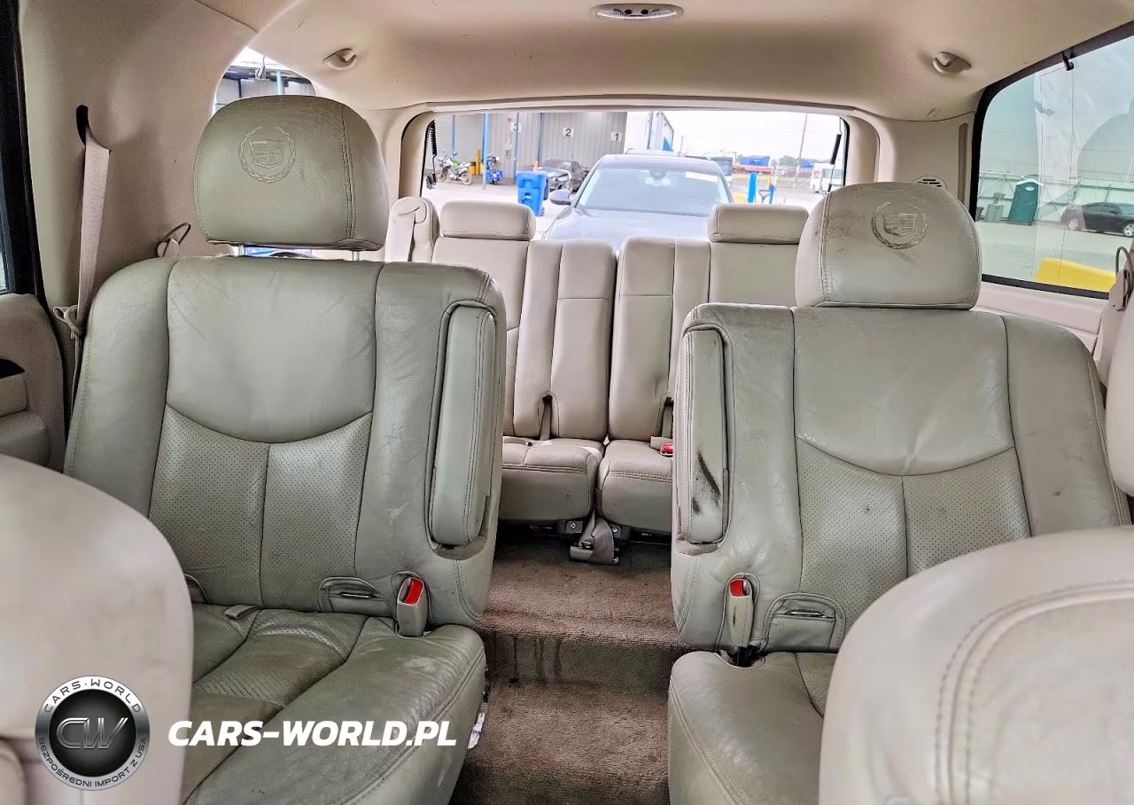 2005 Cadillac Escalade Luxury VIN:1GYEK63N85R257642 - 10