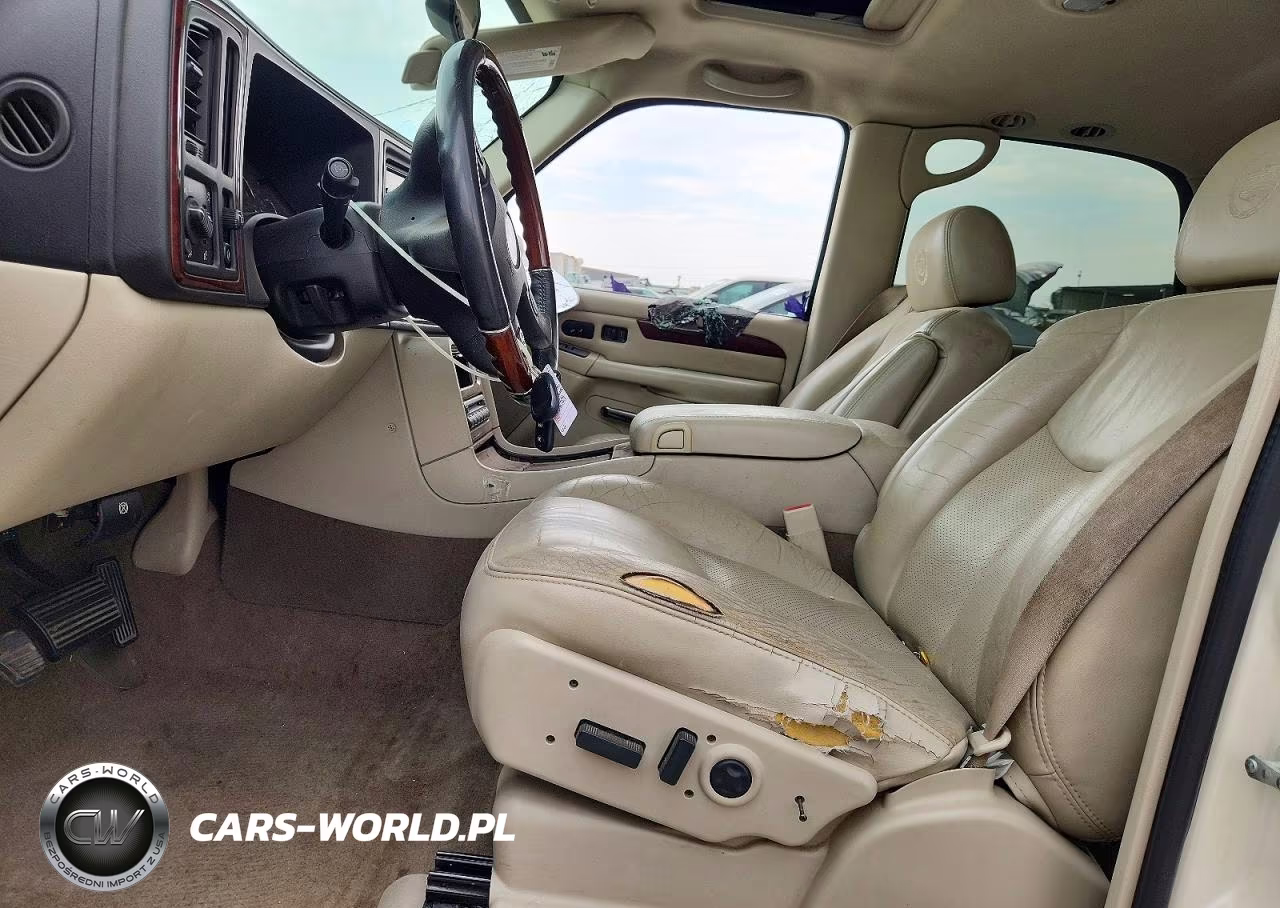2005 Cadillac Escalade Luxury VIN:1GYEK63N85R257642 - 7