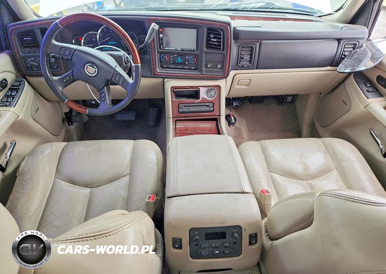 2005 Cadillac Escalade Luxury VIN:1GYEK63N85R257642 - 8