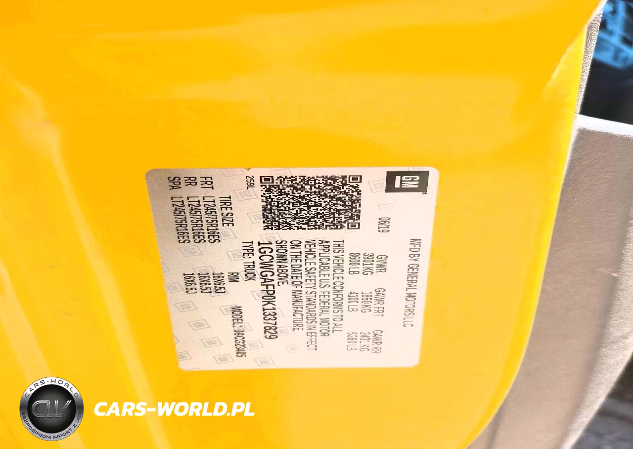 2019 Chevrolet Express G2500 VIN:1GCWGAFP0K1337829 - 12