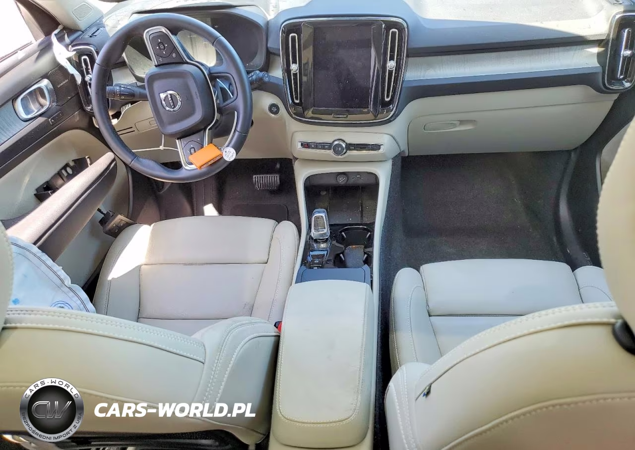 2025 Volvo Xc40 Plus VIN:YV4L12UEXS2556624 - 8
