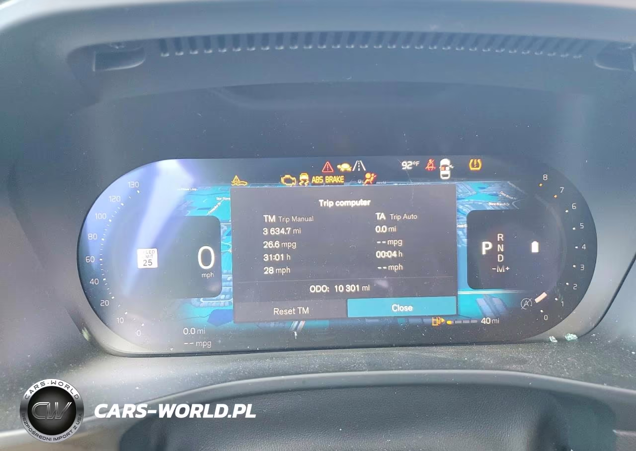 2025 Volvo Xc40 Plus VIN:YV4L12UEXS2556624 - 9