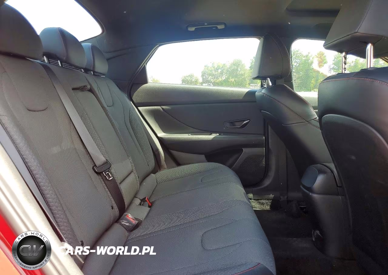 2021 Hyundai Elantra N Line VIN:KMHLR4AF3MU190268 - 10