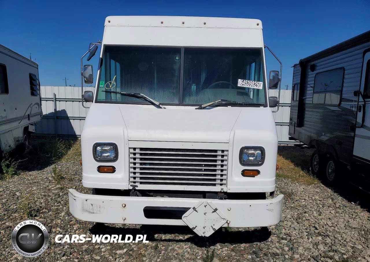2015 Freightliner Mt45G Chassis Delivery Truck VIN:4UZAAPDU1FCGJ1006 - 5