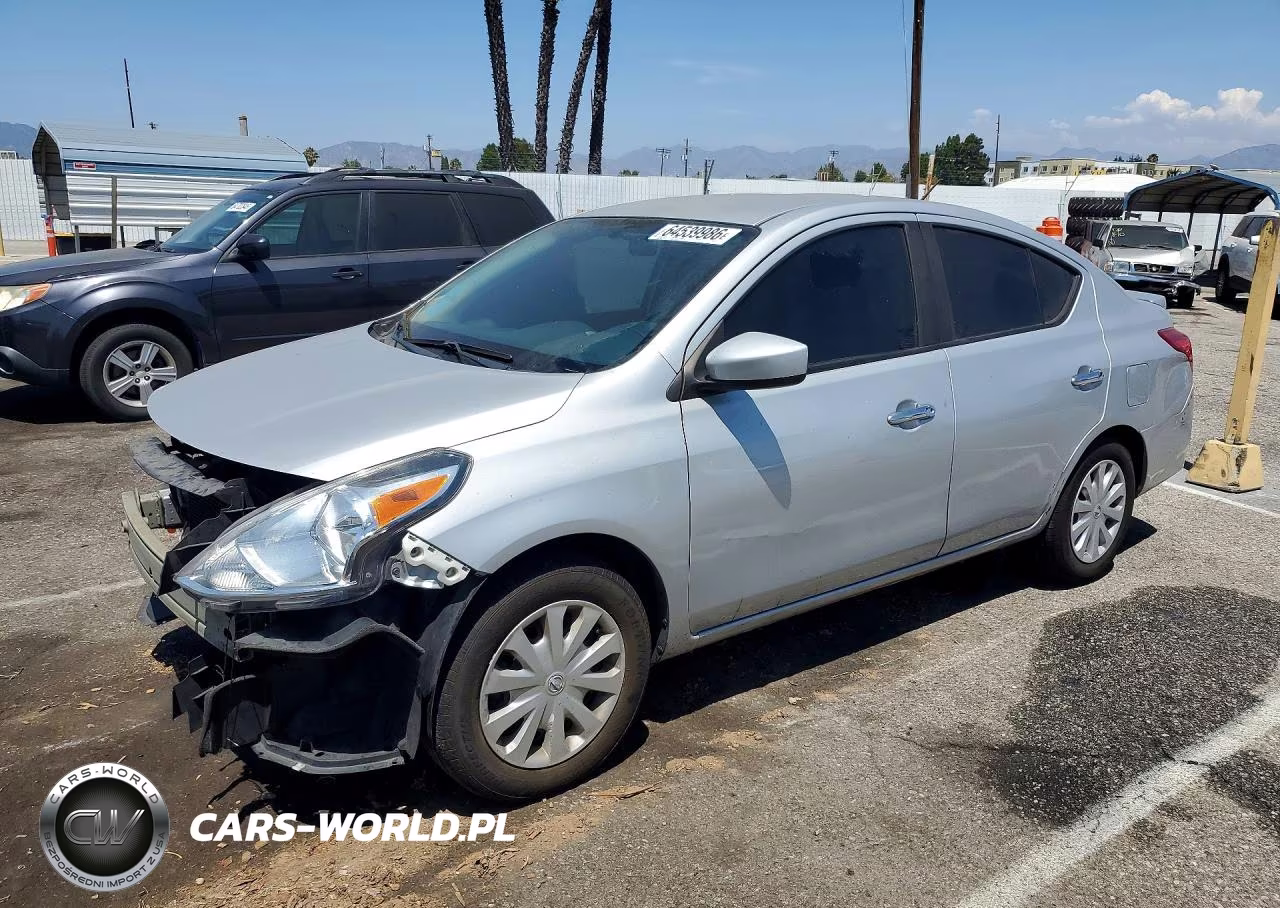 2019 Nissan Versa Sv