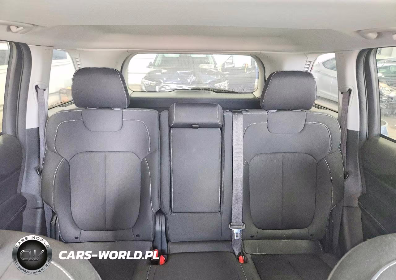 2023 Jeep Grand Cherokee Laredo VIN:1C4RJHAGXP8910023 - 10