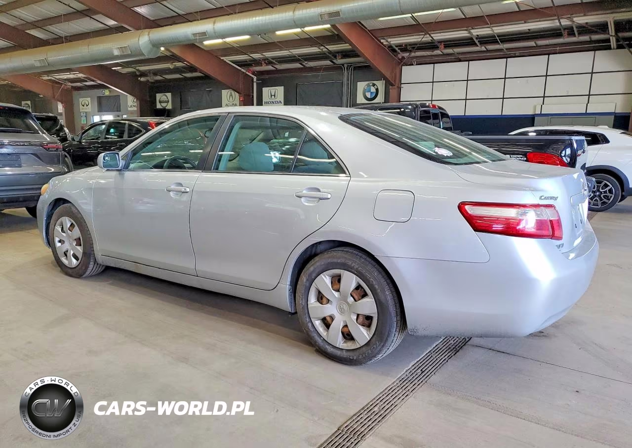 2007 Toyota Camry Le VIN:4T1BE46KX7U089116 - 2