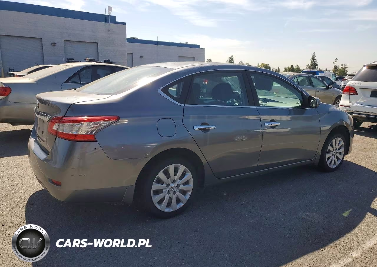 2015 Nissan Sentra S VIN:3N1AB7AP1FY372242 - 3