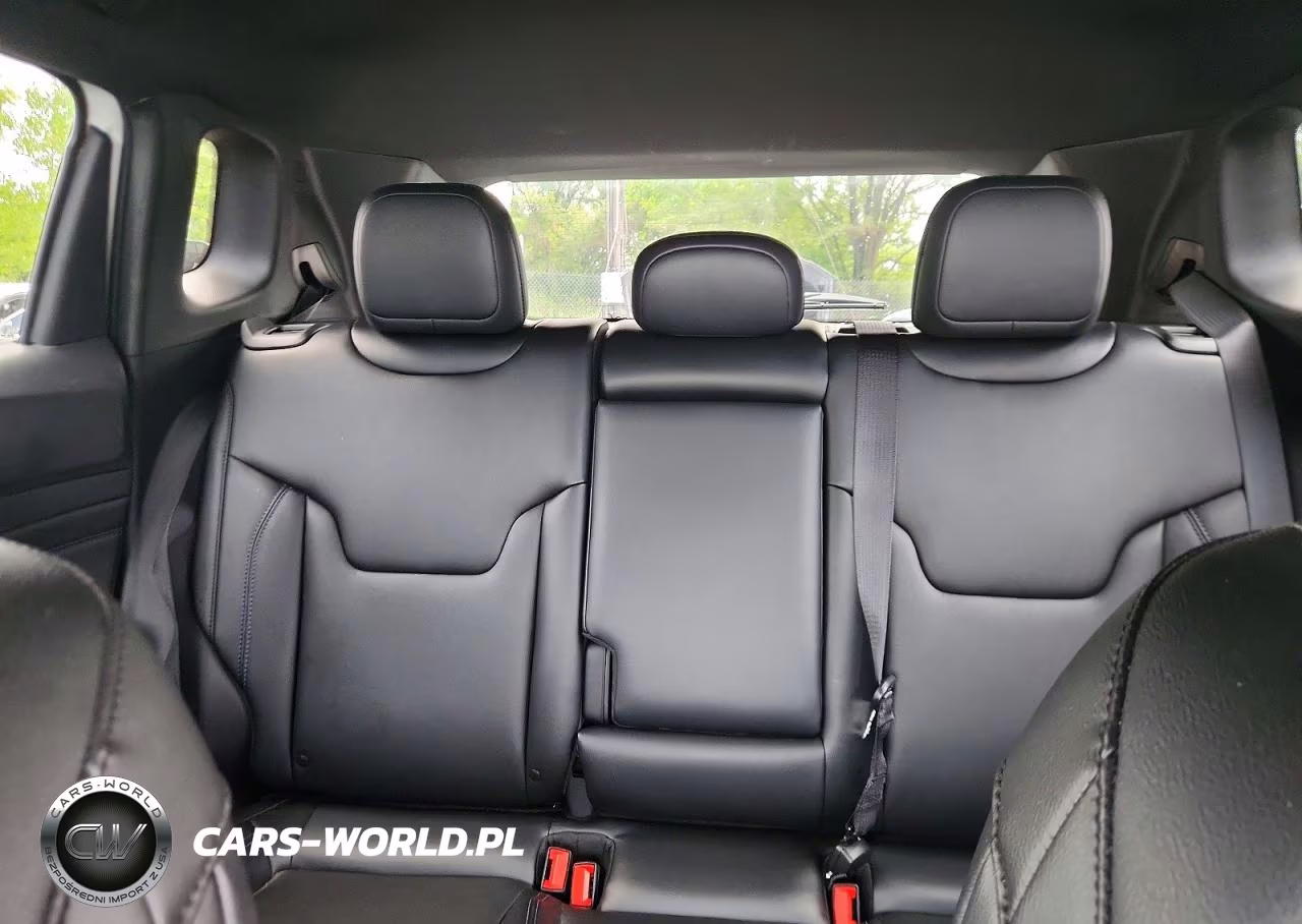 2026 Jeep Compass Limited VIN:3C4NJDCN6TT202639 - 10