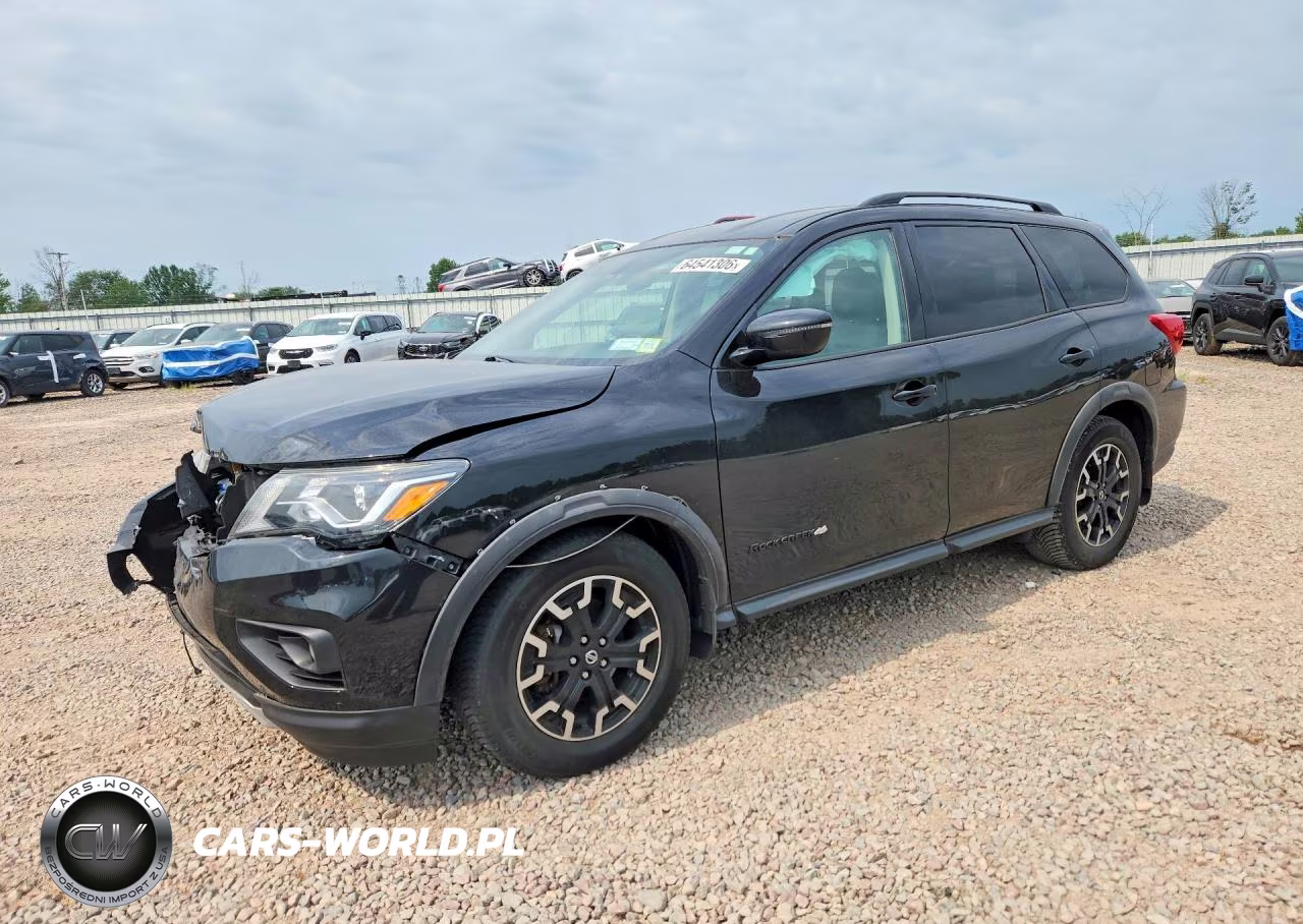 2020 Nissan Pathfinder Sv