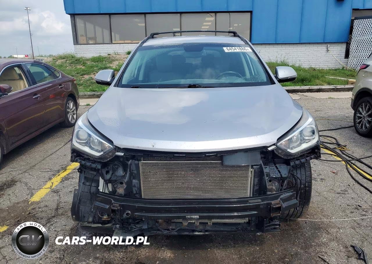 2017 Hyundai Santa Fe Limited VIN:KM8SNDHF2HU165686 - 5