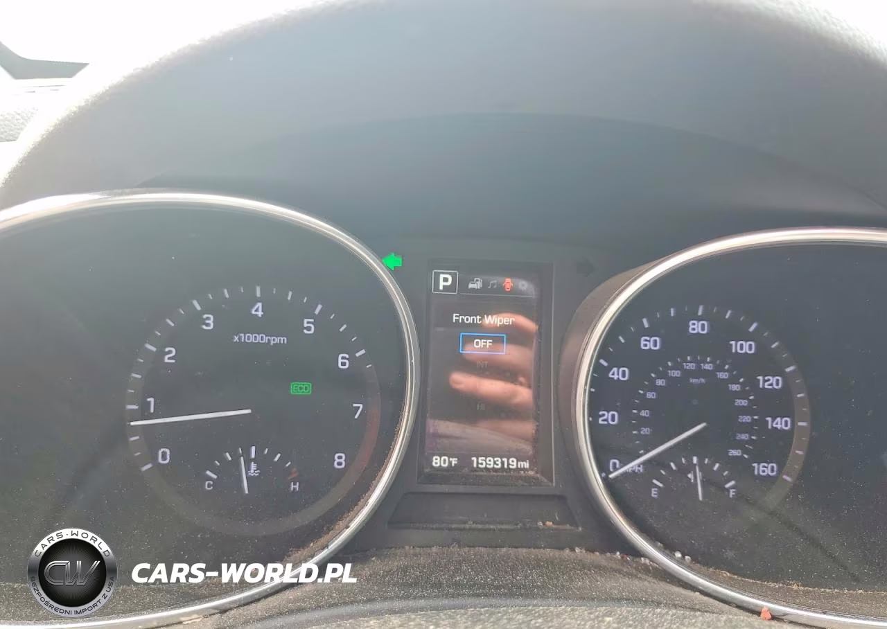 2017 Hyundai Santa Fe Limited VIN:KM8SNDHF2HU165686 - 9