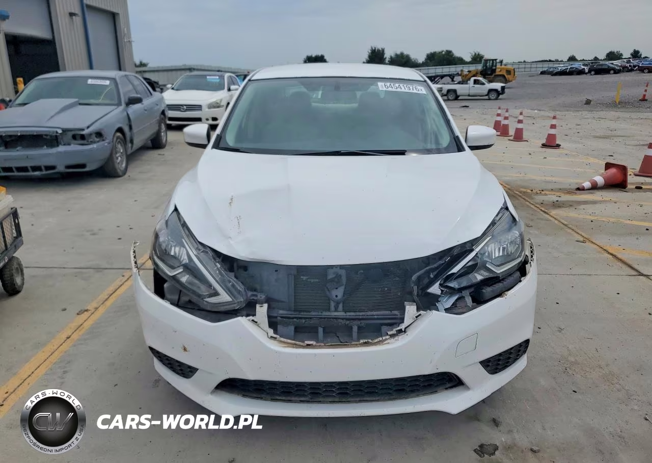 2016 Nissan Sentra S VIN:3N1AB7AP5GY284828 - 5