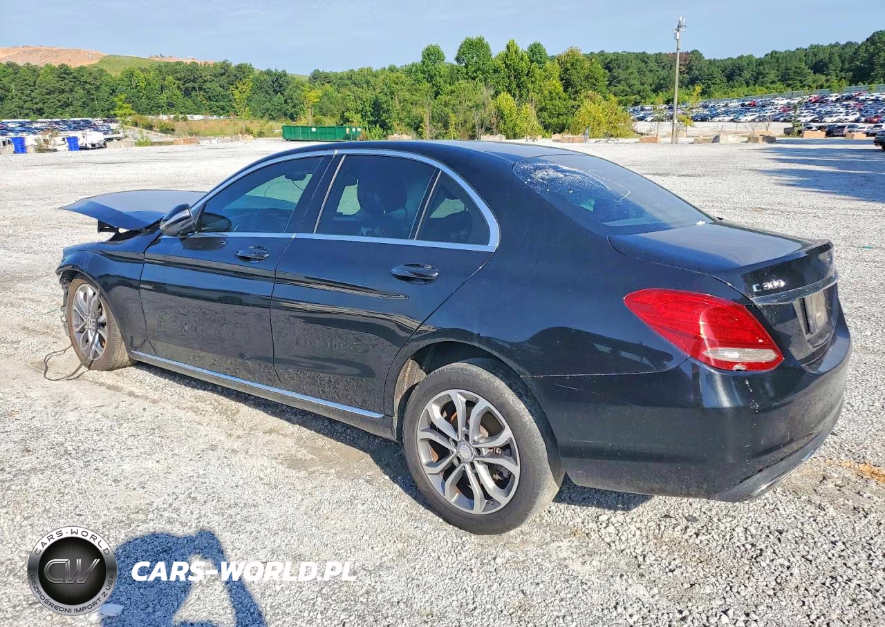 2015 Mercedes-Benz C 300 4Matic VIN:55SWF4KB1FU039266 - 2