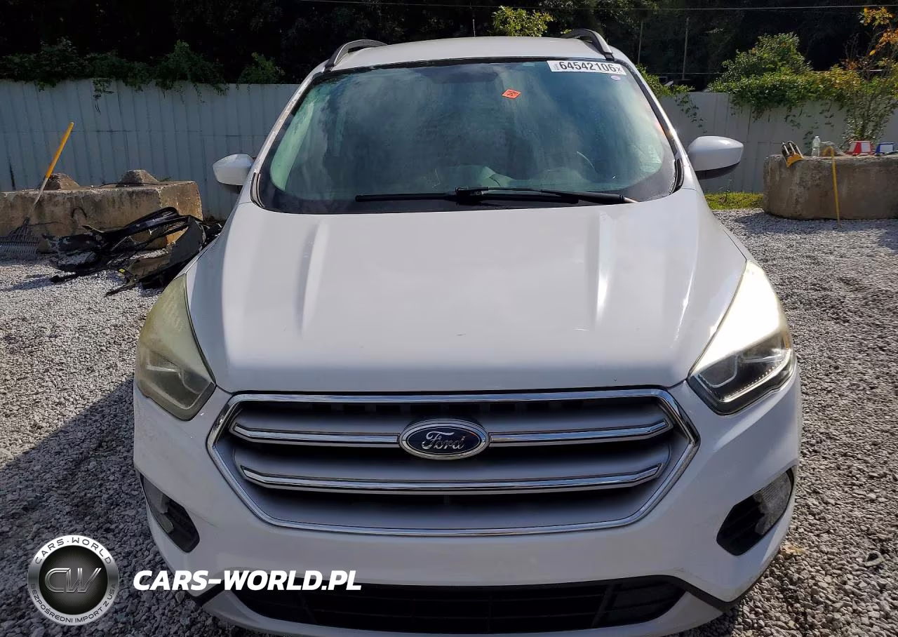 2017 Ford Escape Se VIN:1FMCU9GD5HUA35129 - 5
