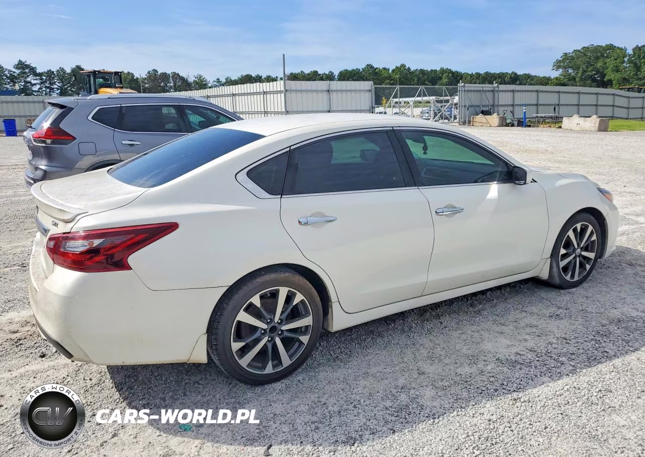 2017 Nissan Altima 2.5 Sr VIN:1N4AL3AP9HC480905 - 3